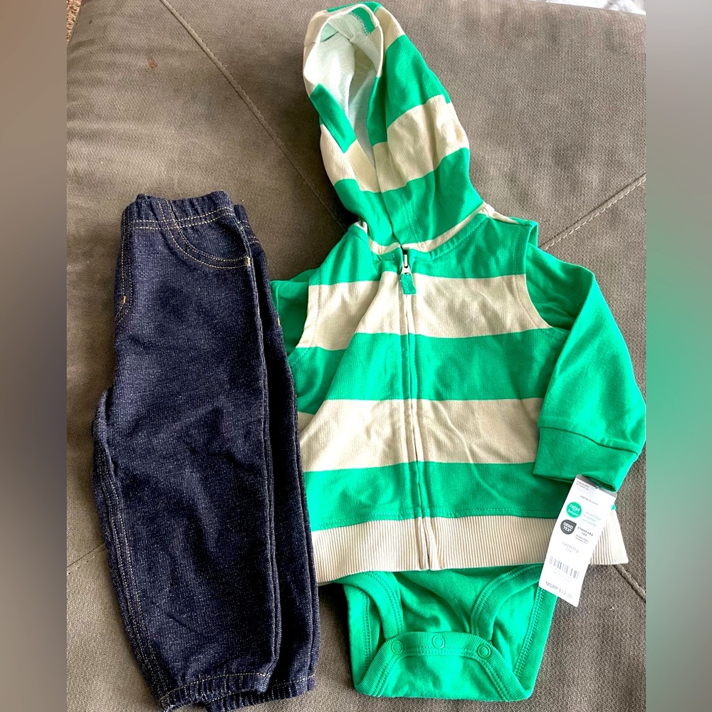 Carters 12 month set